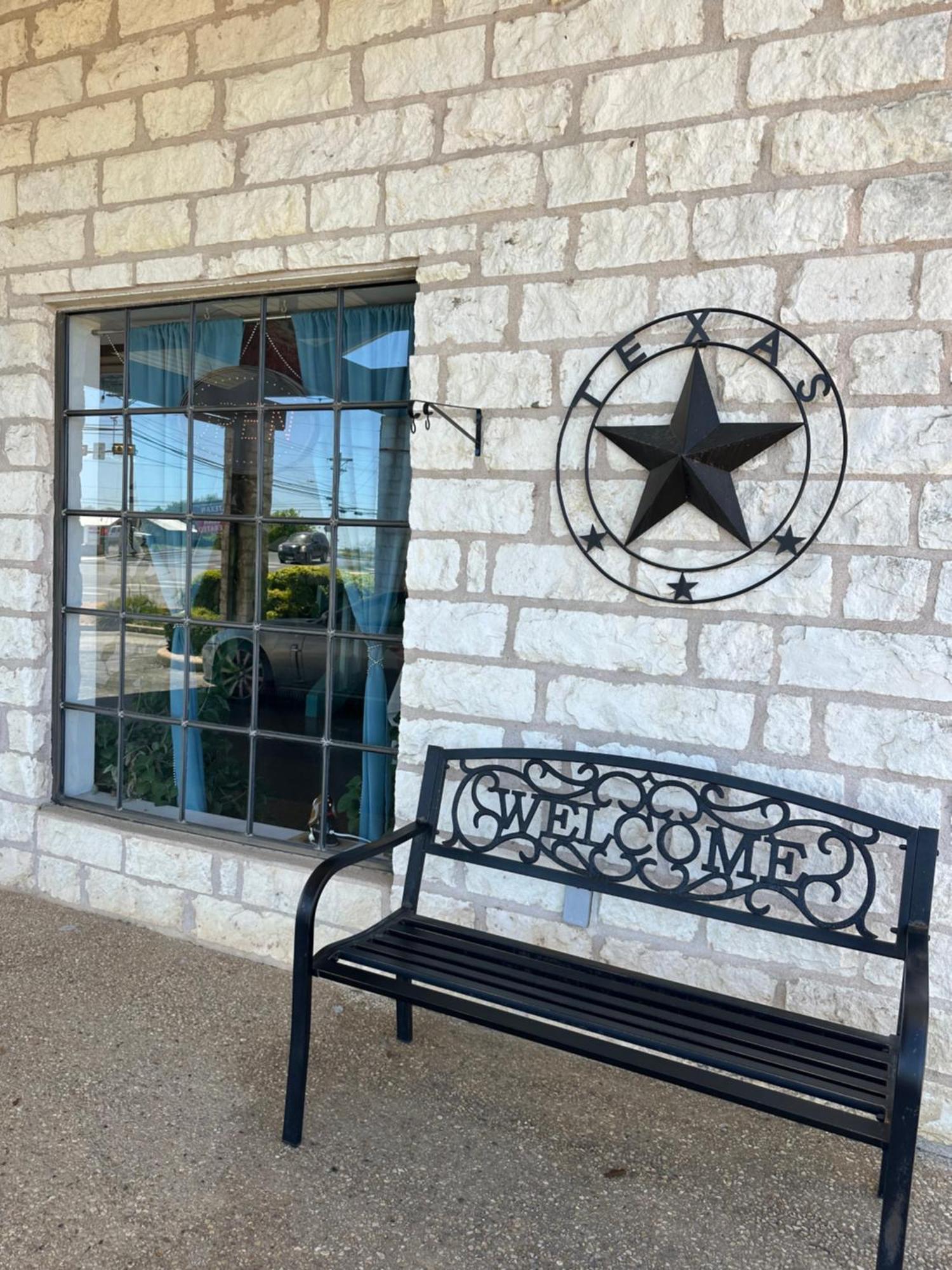 Windcrest Inn&suites 2*