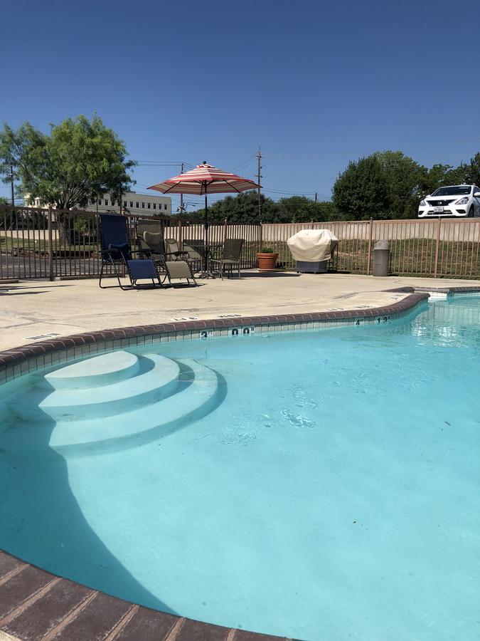 Motel Windcrest Inn&suites Fredericksburg